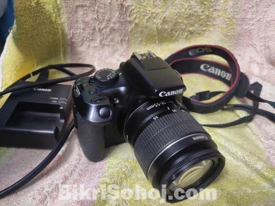 Canon 1300D DSLR Camera